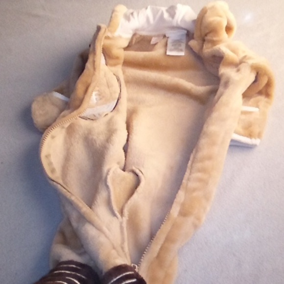 Like New, Mick Mack Baby Boys 6-9 Month Football Plush Fleece Coverall - Picture 6 of 10